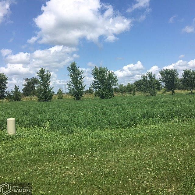 1st image of 0 W Lake St