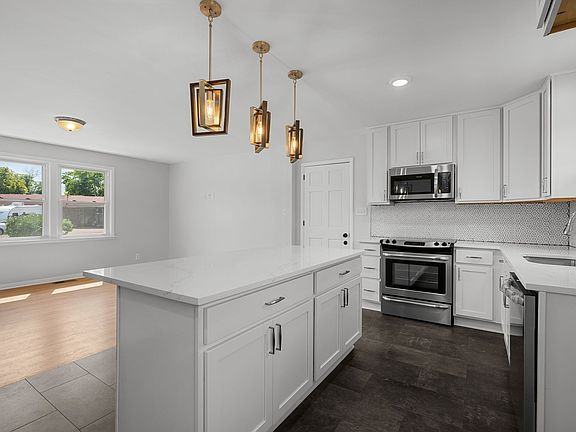 5th image of 501 Rural Hill Rd