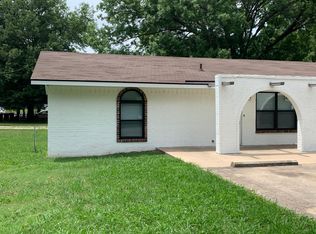 1020 Benton St, Bentonville, AR 72712