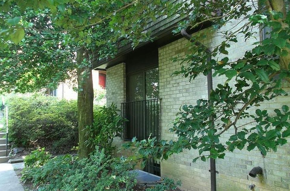 1st image of 4909 Casimir St