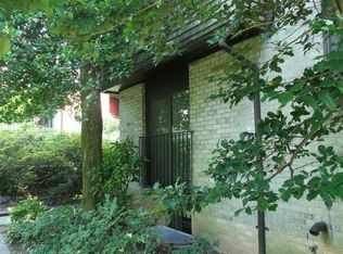 4909 Casimir St, Annandale, VA 22003
