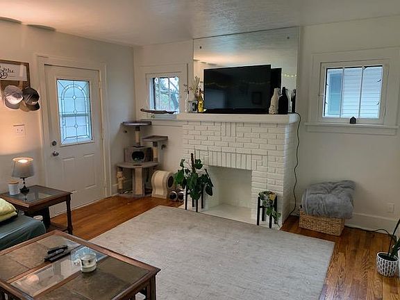 2nd image of 1739 20th St