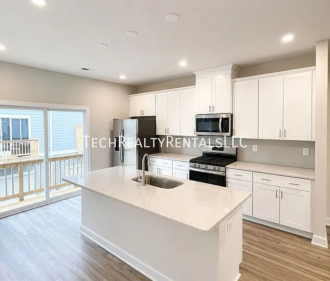 4419 Millennium Ave #1 — Photo 10