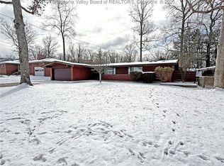 1412 Nottingham Rd, Charleston, WV 25314