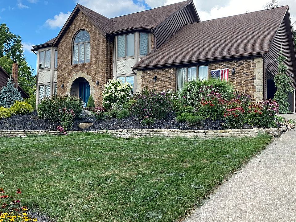2nd image of 10661 Sherwood Trl
