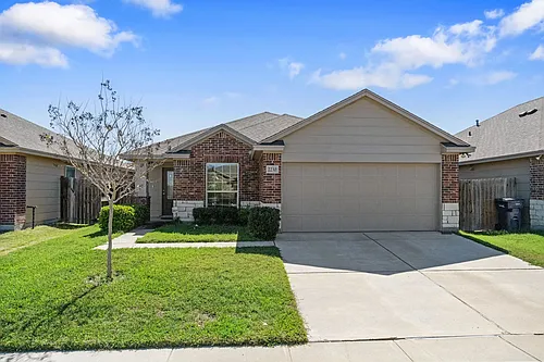2230 Spoonbill Dr Photo 1