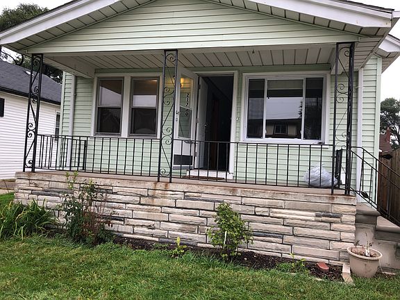 3rd image of 21730 Nevada Ave