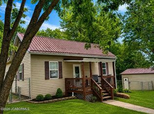 502 E Main St, California, MO 65018