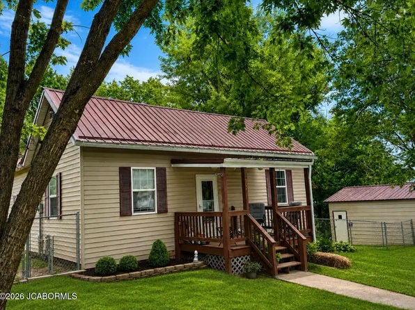 502 E Main St, California, MO 65018