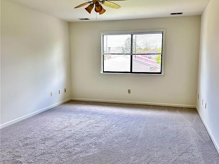 938 Cold Spring Rd #11 — Photo 10