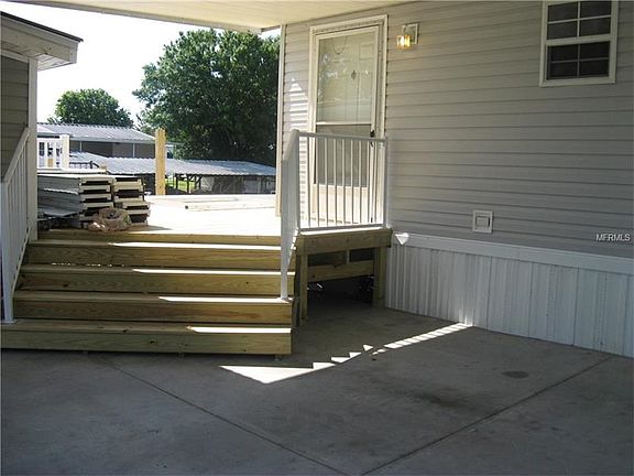 5th image of 429 Lagoon Ct