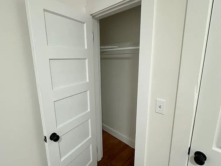 493 Lynn St #4 — Photo 15
