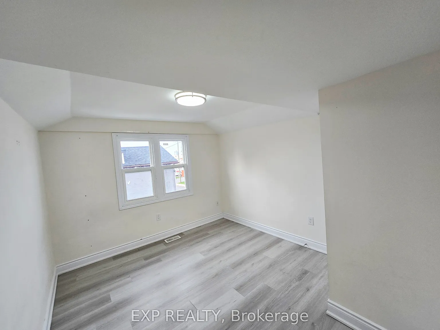 2 bed, $1,500 — Photo 4