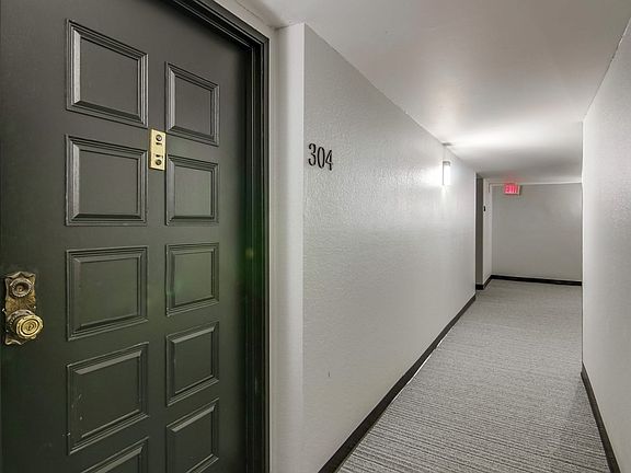 4th image of 1650 8th Ave Unit 304
