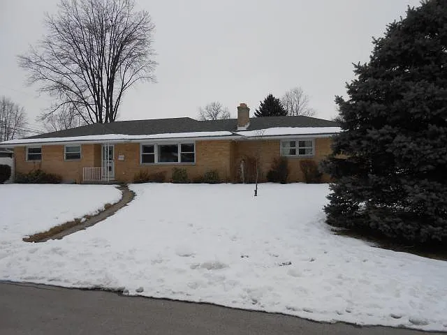 186 Sierra Dr photo 1