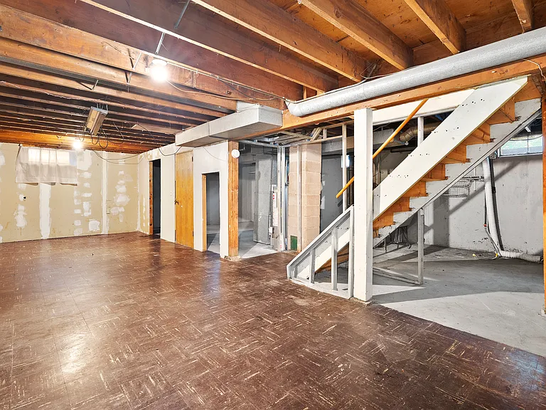 2412 Midway Dr — Photo 17