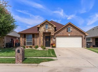 4336 Sweet Clover Ln, Crowley, TX 76036