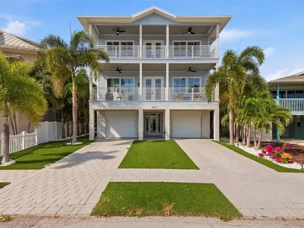 3313 W Maritana Dr, Saint Pete Beach, FL 33706