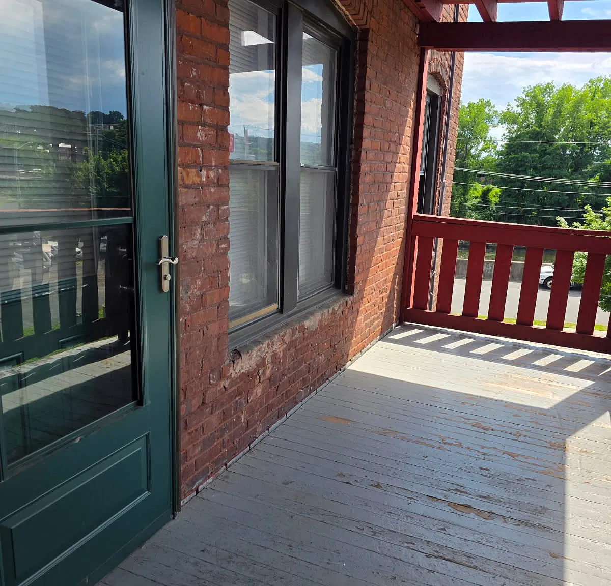 2 bed, 750 sqft, $1,700 — Photo 3