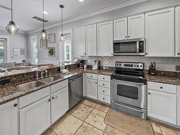 4th image of 2449 Bungalo Ln