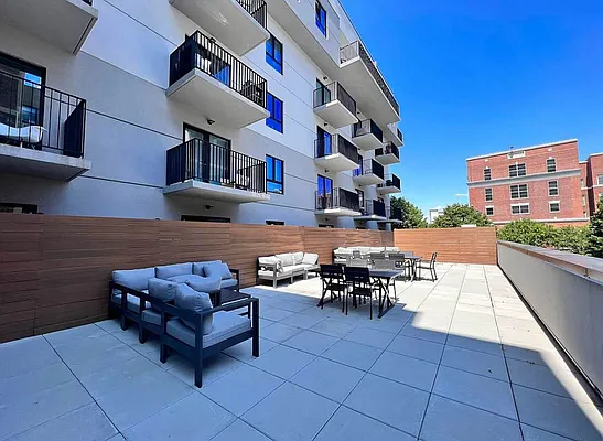 Rented by ERNY LLC | media 29