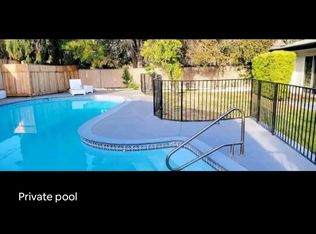 24201 Burbank Blvd, Woodland Hills, CA 91367