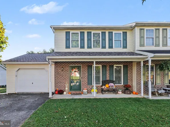 19 Larch Dr, Shippensburg, PA 17257