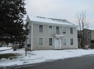 19 Thornton St, Derry, NH 03038