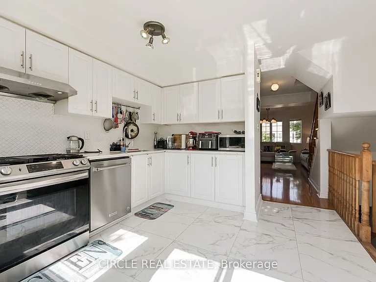 20 Spadina Rd #20 — Photo 15