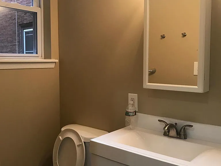 230 S 45th St #2 — Photo 7