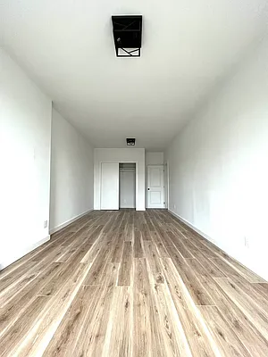 Rented by Compass | media 14