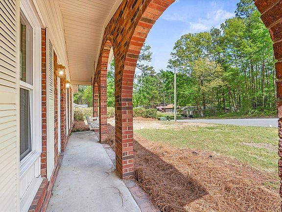 4th image of 3569 Woodlake Road