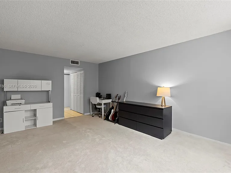 18151 NE 31st Ct #305 — Photo 21