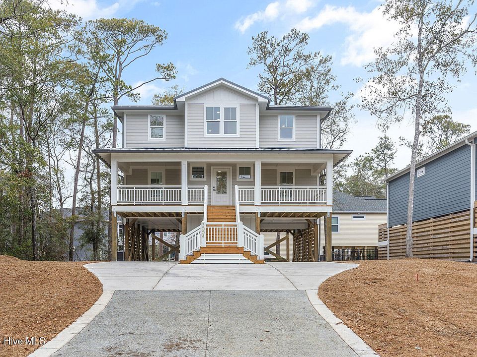 1st image of 3004 W Oak Island Drive