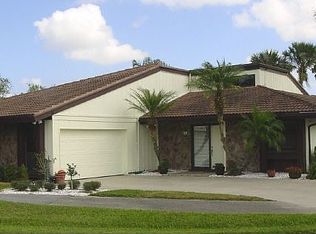 13785 Sand Crane Dr, Palm Beach Gardens, FL 33418
