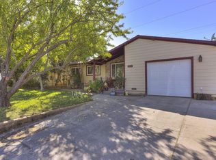 2029 Middleberry Rd, Sacramento, CA 95815