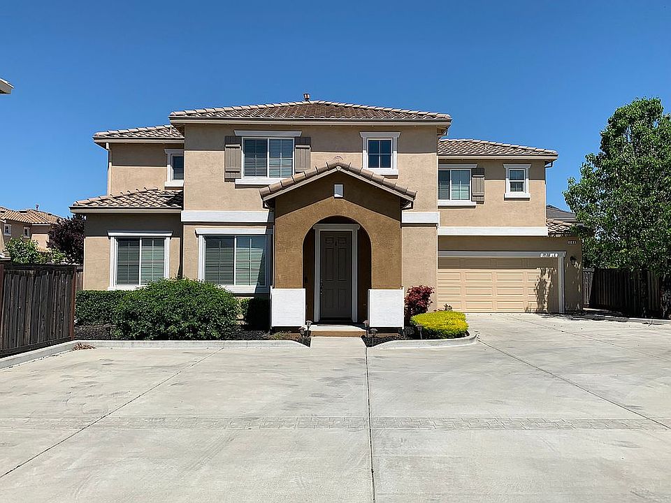 1st image of 669 Del Mar Cir