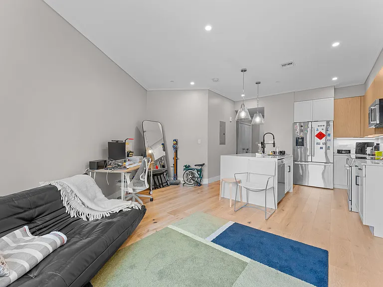 70 Leo M Birmingham Pkwy #415 — Photo 8
