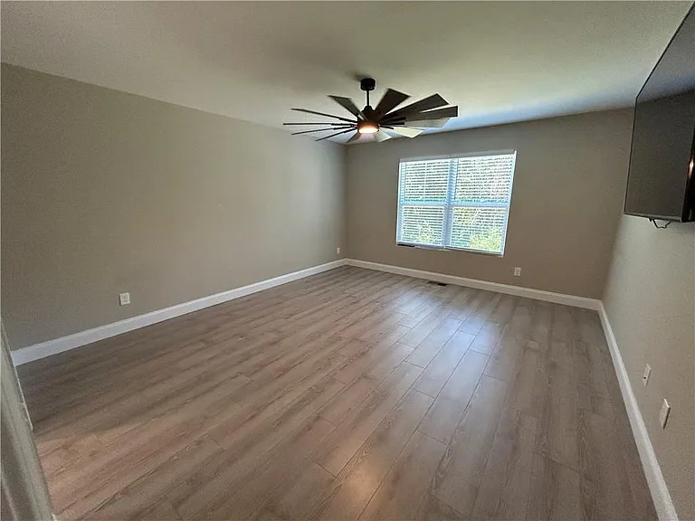 54 Great Works Dr — Photo 9