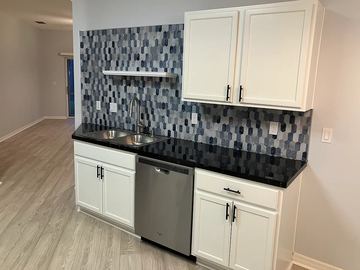 Building Photo - 5548 Autumn Shire Dr