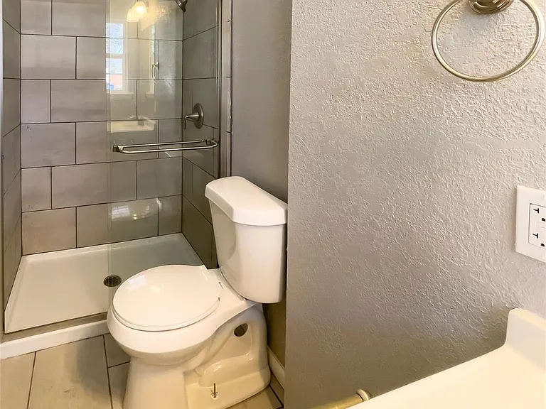 7543 Colgate Ave — Photo 30