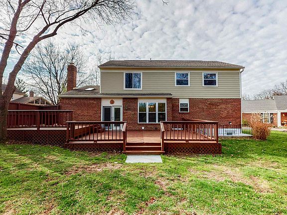 5th image of 2584 Parkwood Ct