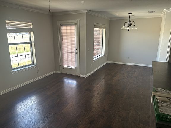 2nd image of 2005 Albert Broadfoot St #200