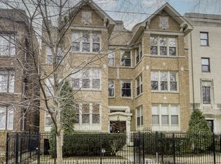 1325 W Albion Ave APT 3, Chicago, IL 60626