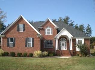 4721 Michaels Trl, Winston Salem, NC 27101