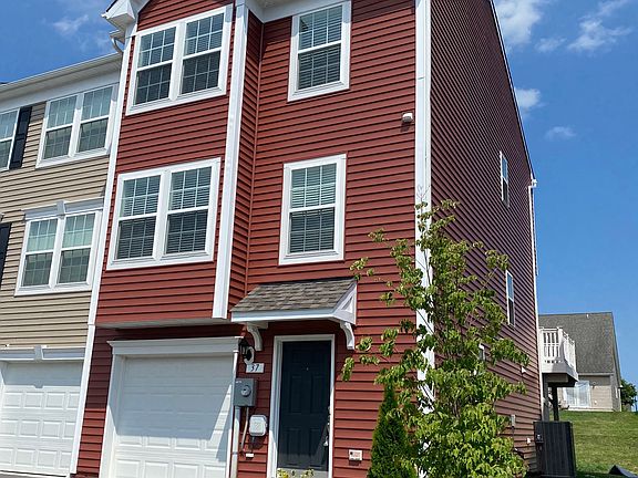 2nd image of 37 Cecily Way