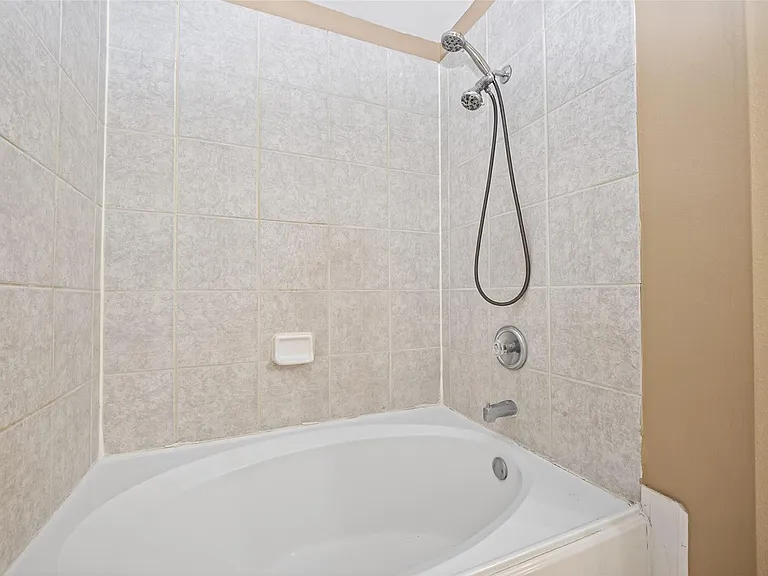 15515 Waldron Cir #B — Photo 20