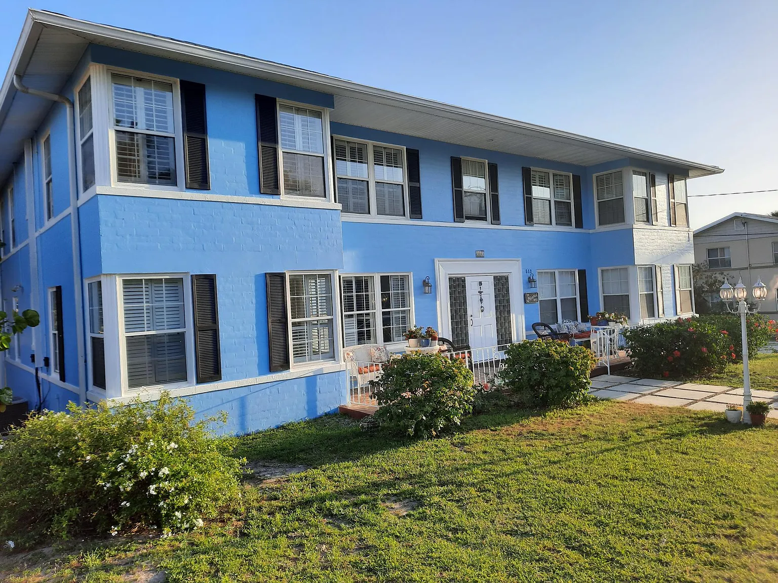 512 Phoenix Ave — Photo 1