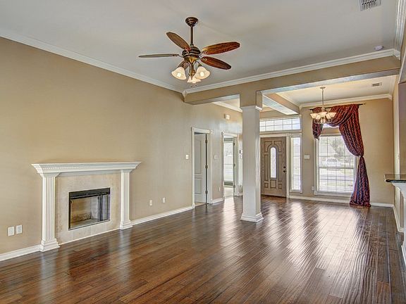 5th image of 6902 Vineyard Dr