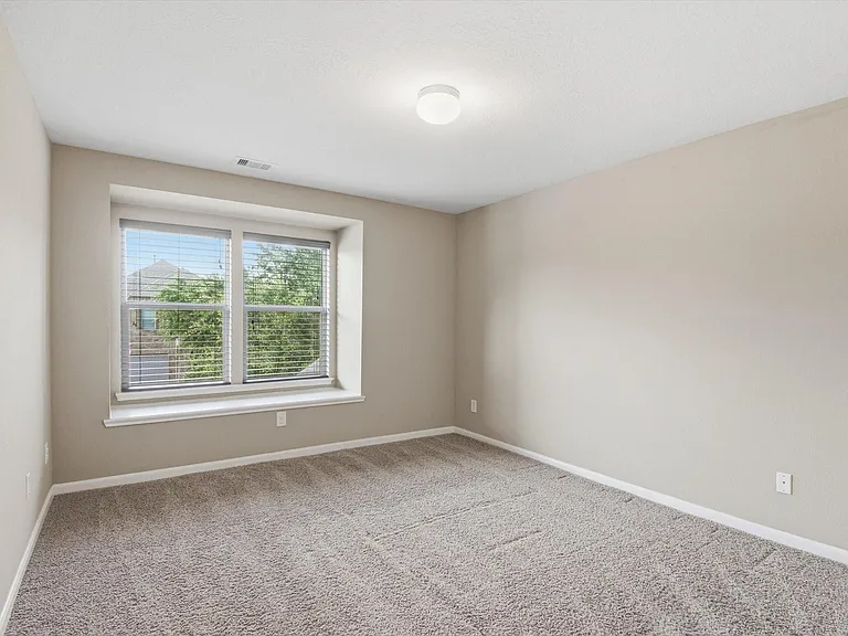16515 Williamstown Dr — Photo 27